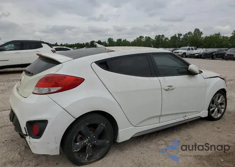 2016 Hyundai Veloster Turbo z USA, uszkodzony, nr VIN KMHTC6AE9GU282493